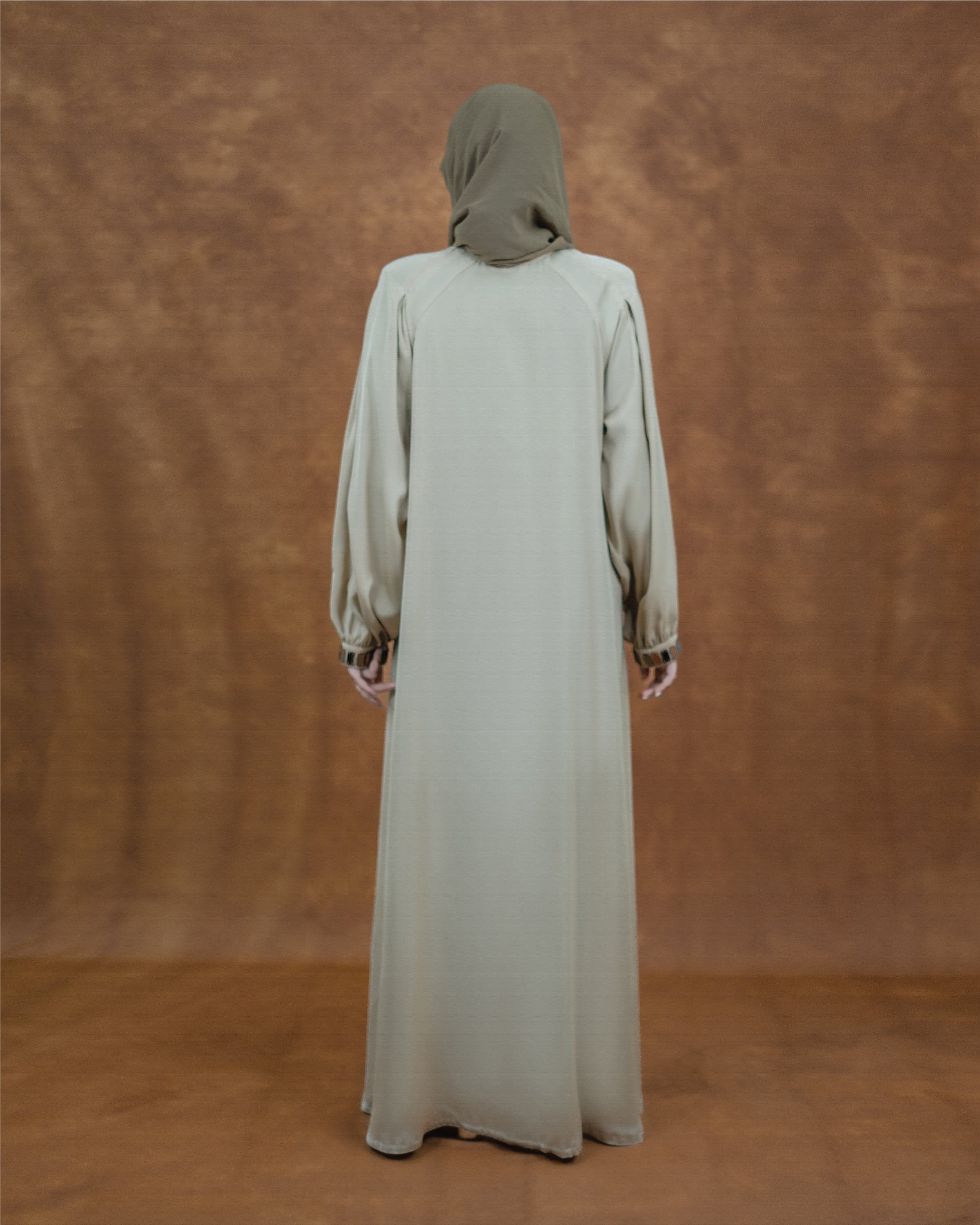 Cassandra Beige (Acrylic Beads Edition)